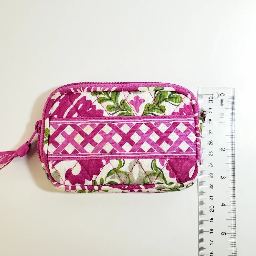 VERA BRADLEY Wallet Size SM Zip Around Pink Green Floral Pattern 3 Slip Pockets